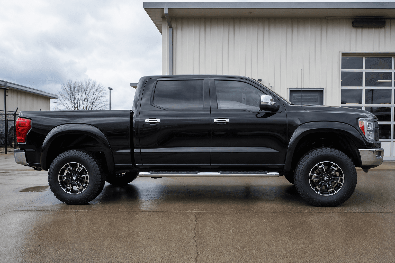 Chrome running boards